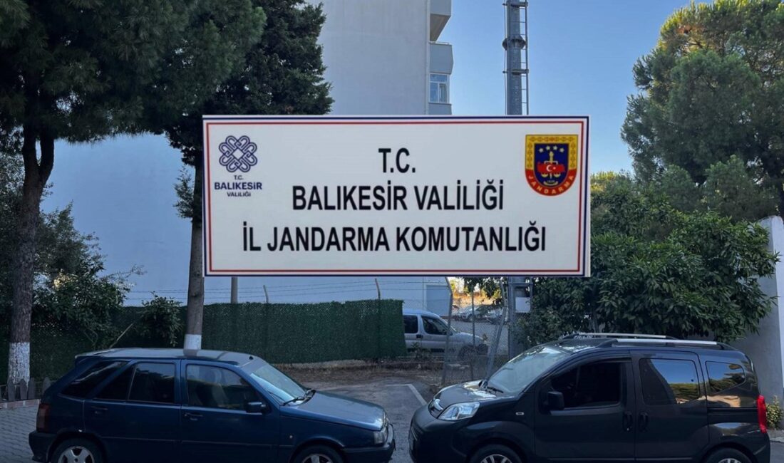 BALIKESİR’İN EDREMİT İLÇESİNDE JANDARMANIN