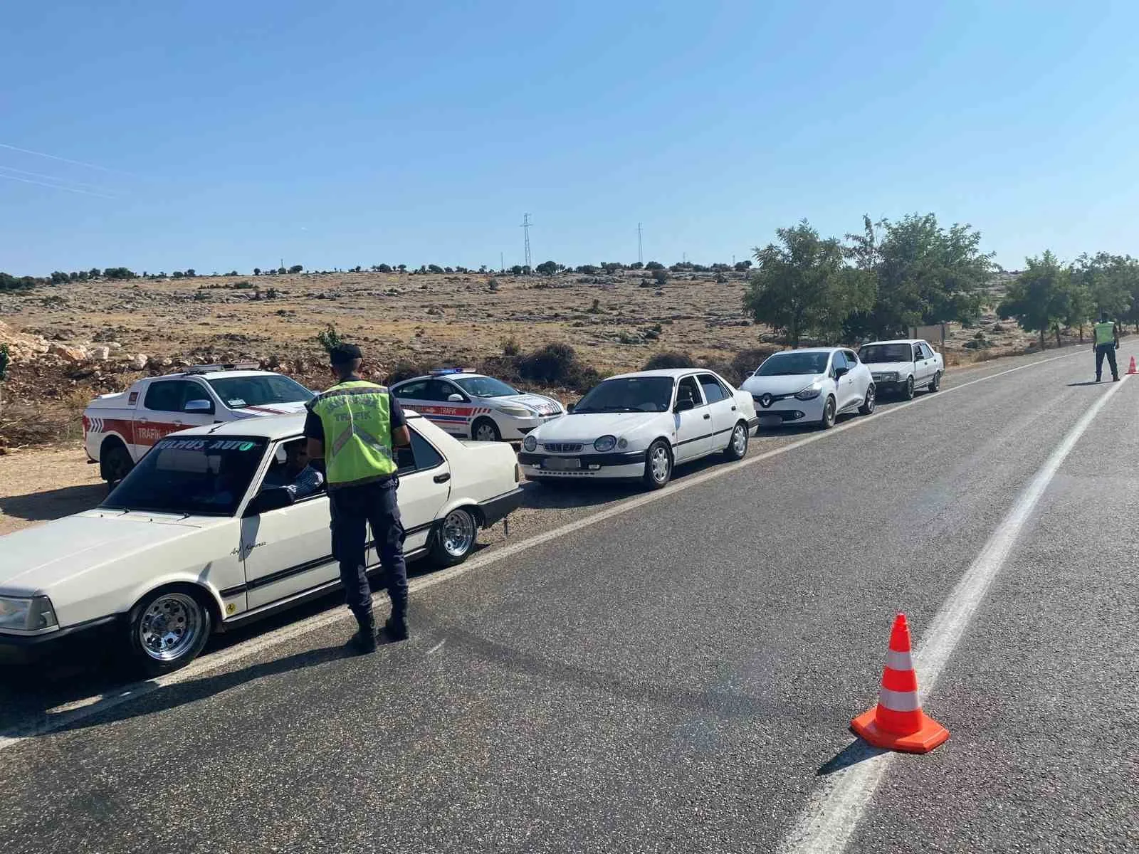 Gaziantep’te emniyet kemeri denetiminde 20 sürücüye ceza