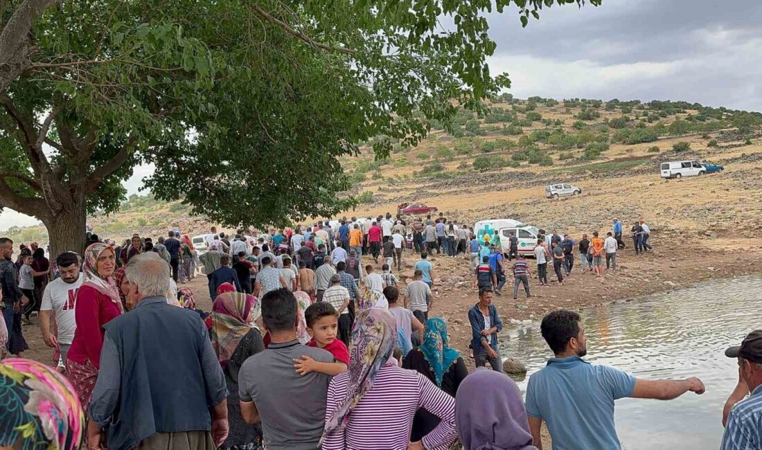 GAZİANTEP’TE SERİNLEMEK İÇİN SUYA