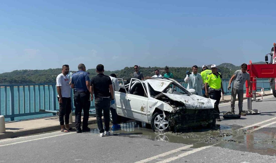 ADANA’DA GÖLE DÜŞEN OTOMOBİLDEN