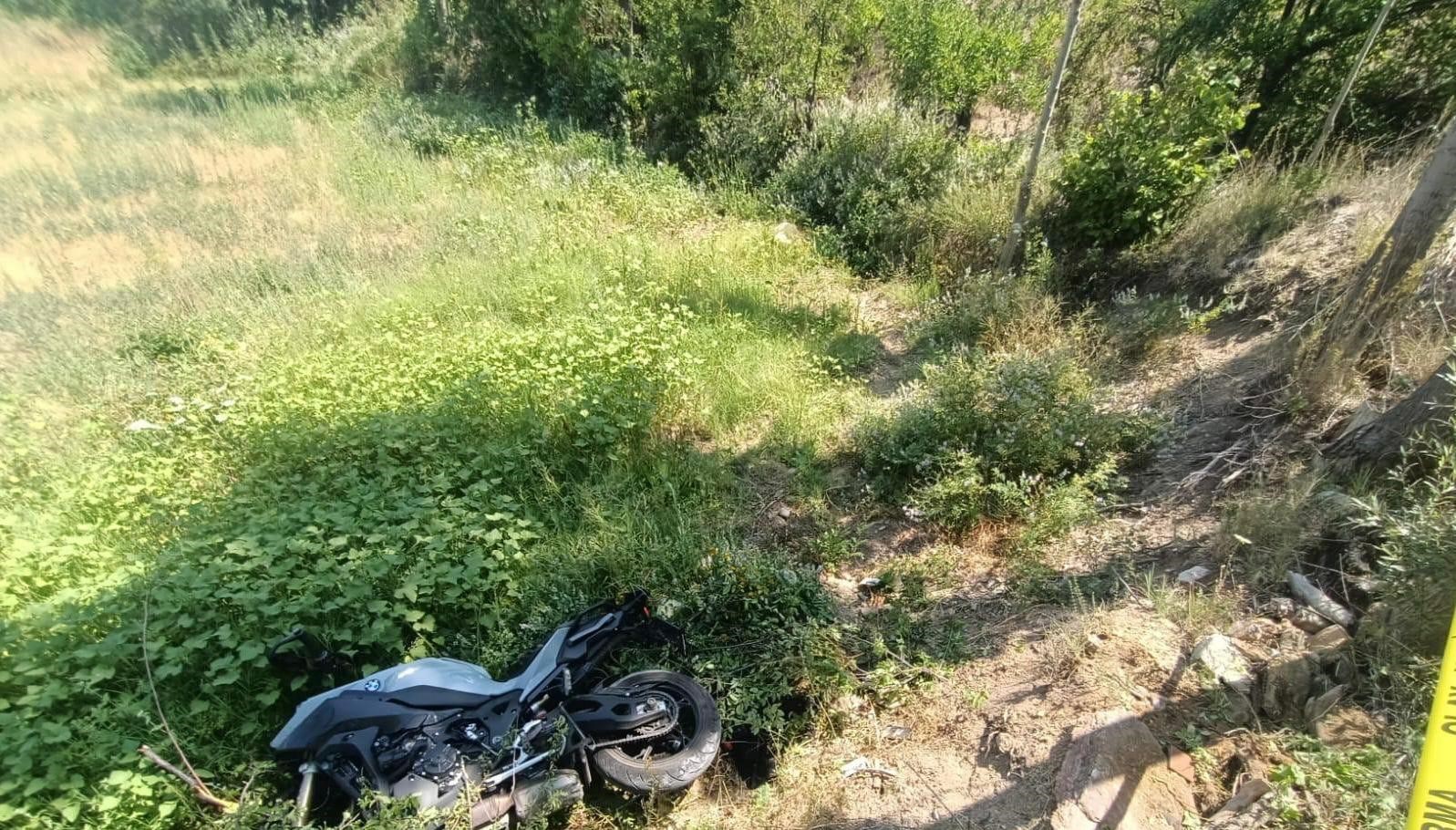 Isparta’da motosiklet şarampole yuvarlandı: 1 ölü