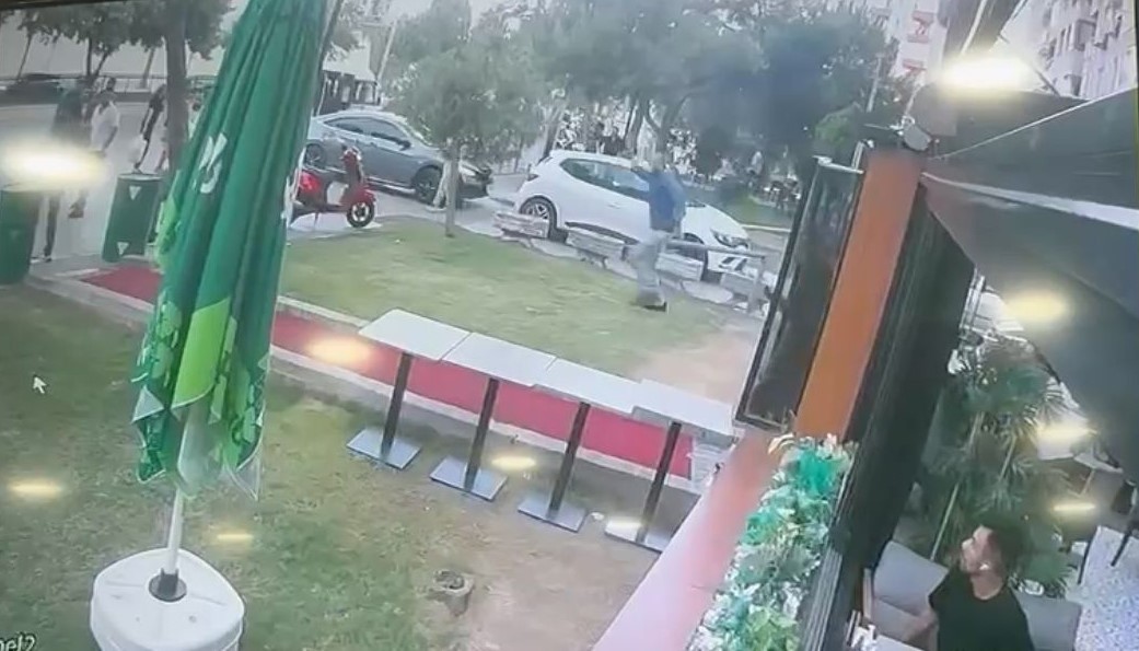 İzmir’de park yeri çatışmasından yeni görüntüler: 3 yaralı