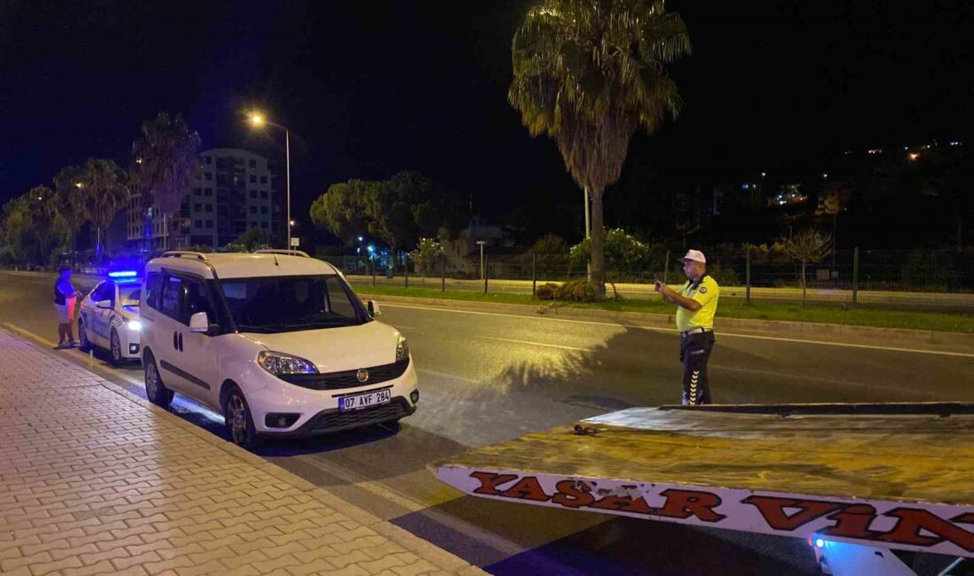 ANTALYA'NIN GAZİPAŞA İLÇESİNDE ARAÇ