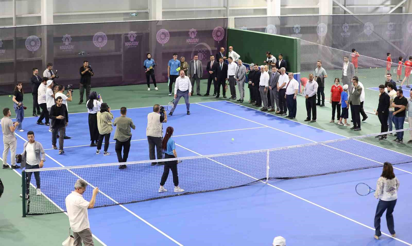 Karatay Belediyesi Kapalı Tenis Kortu açıldı