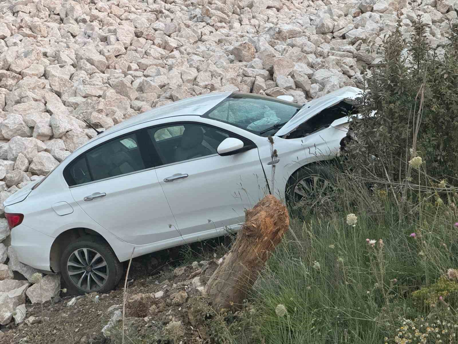 Kastamonu’da hafif ticari araç ile otomobil çarpıştı: 9 yaralı