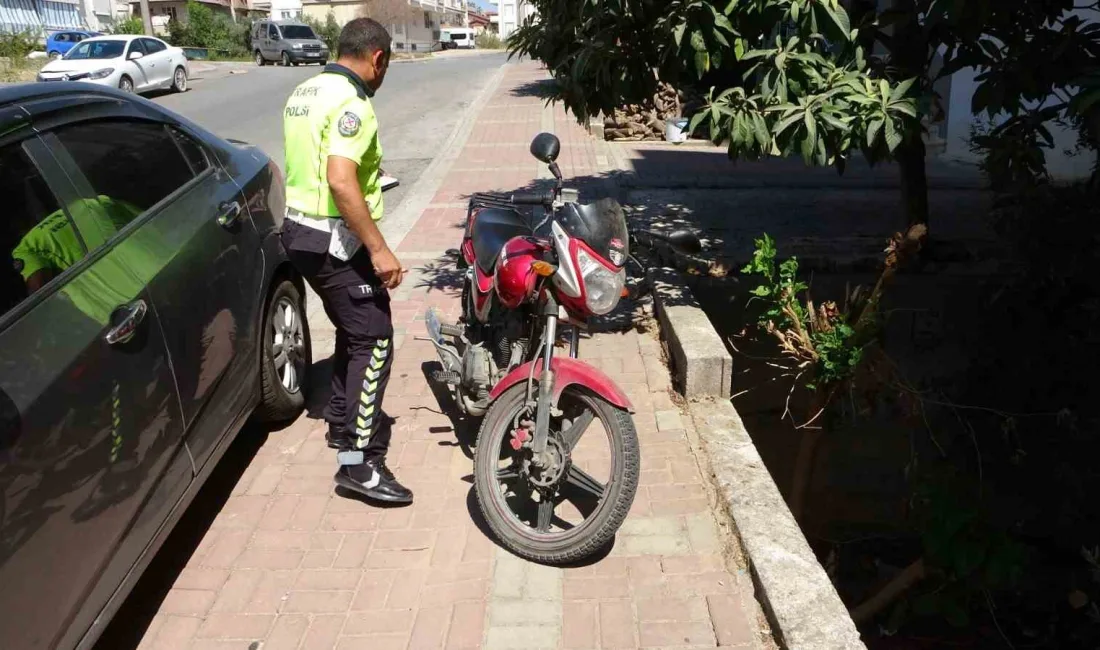 ANTALYA’DA KAZA YAPAN MOTOSİKLET