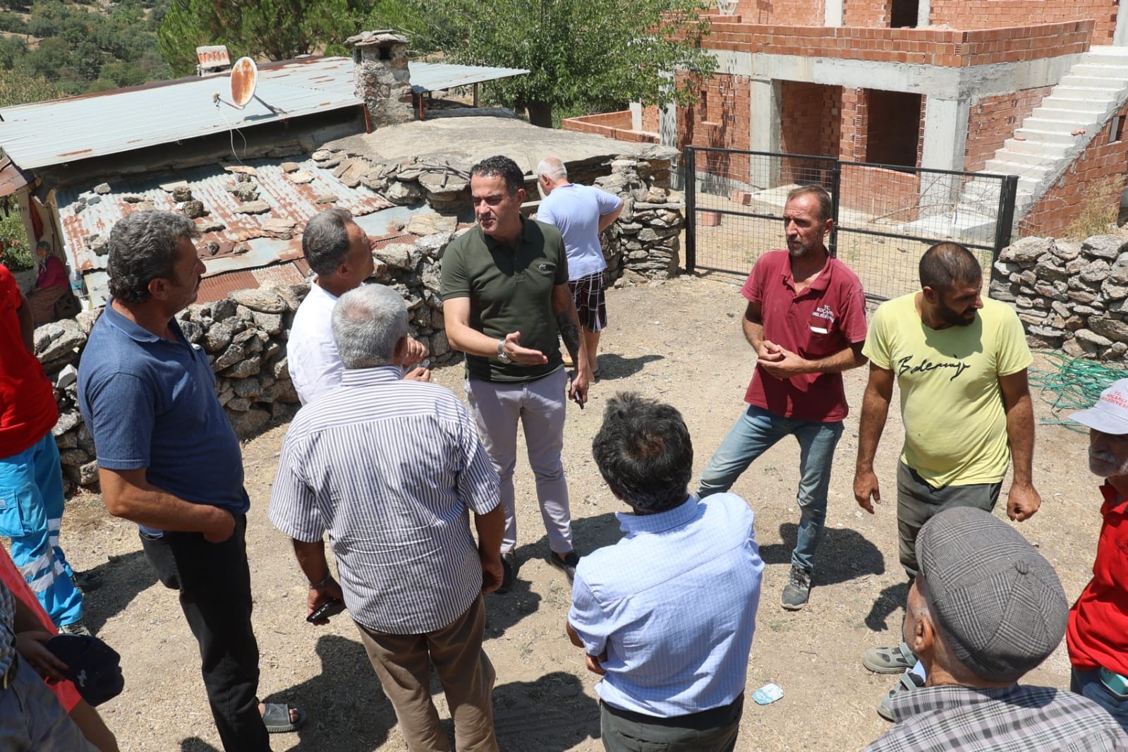 Koçarlı Belediye Başkanı Arıcı, “Verdiğim sizlerin arkasındayım”