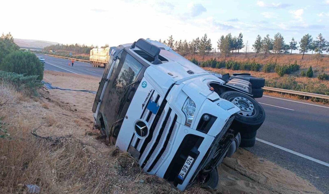 GAZİANTEP'TE KONTROLDEN ÇIKAN TIR,