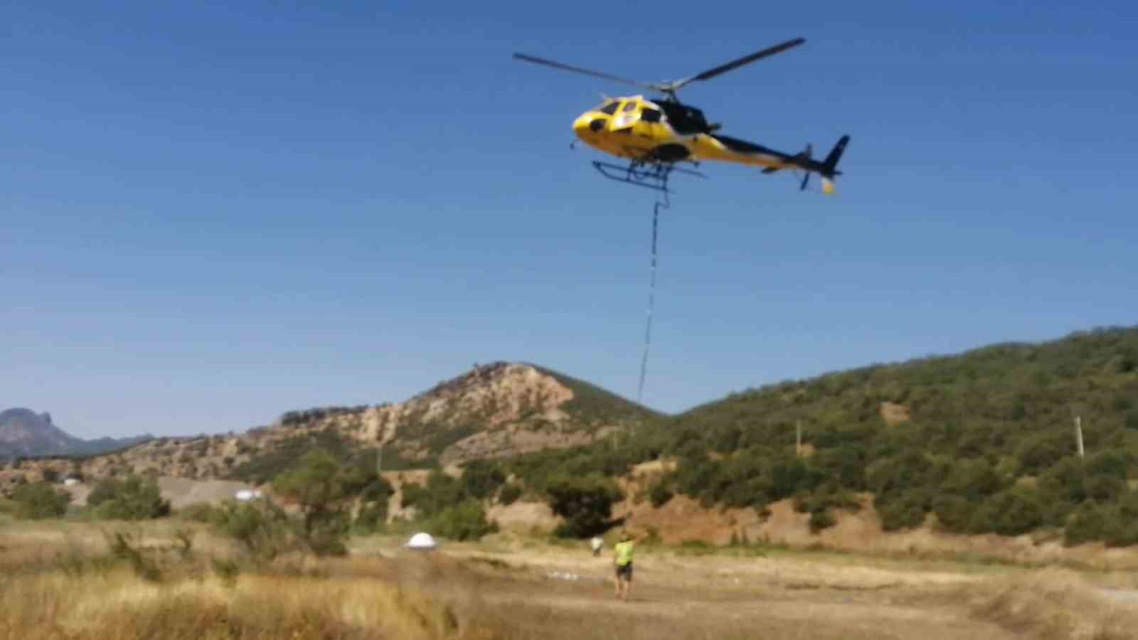 Maden arama helikopteri Tunceli’de acil iniş yaptı