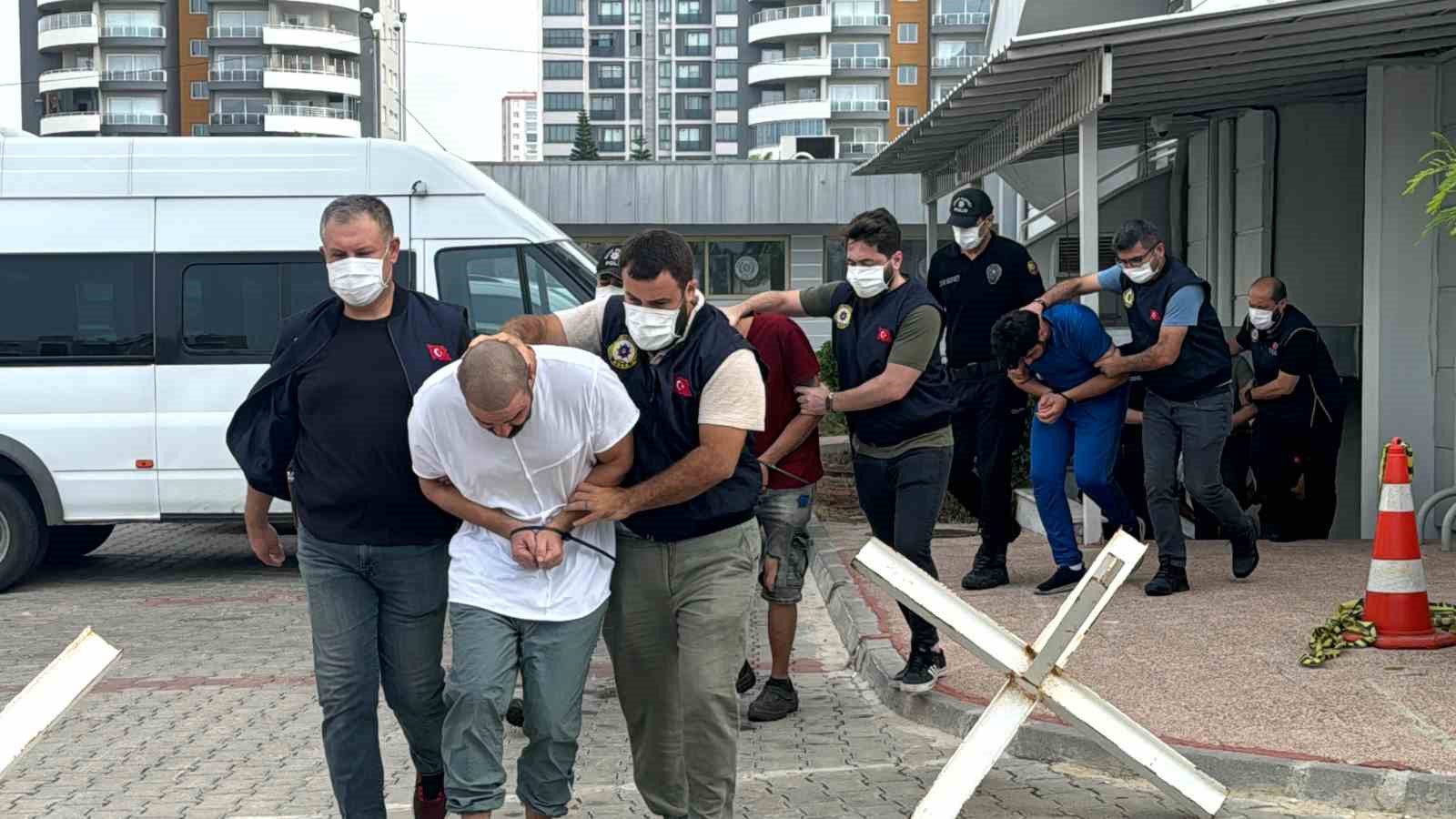 Mersin’deki DEAŞ operasyonu: 4 tutuklama