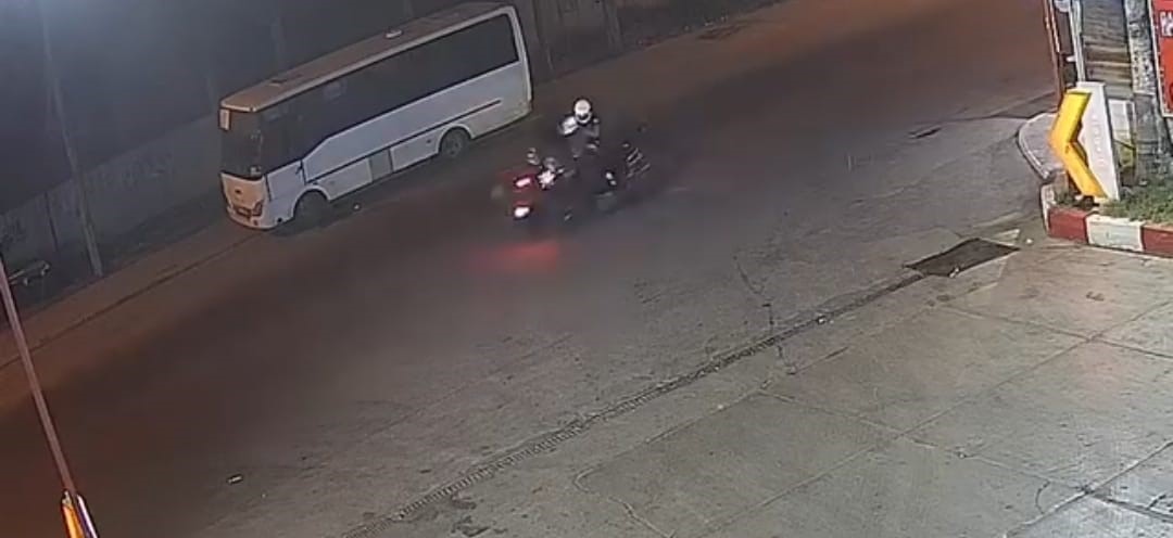 Motosikletler çarpıştı: 2’si polis 3 yaralı