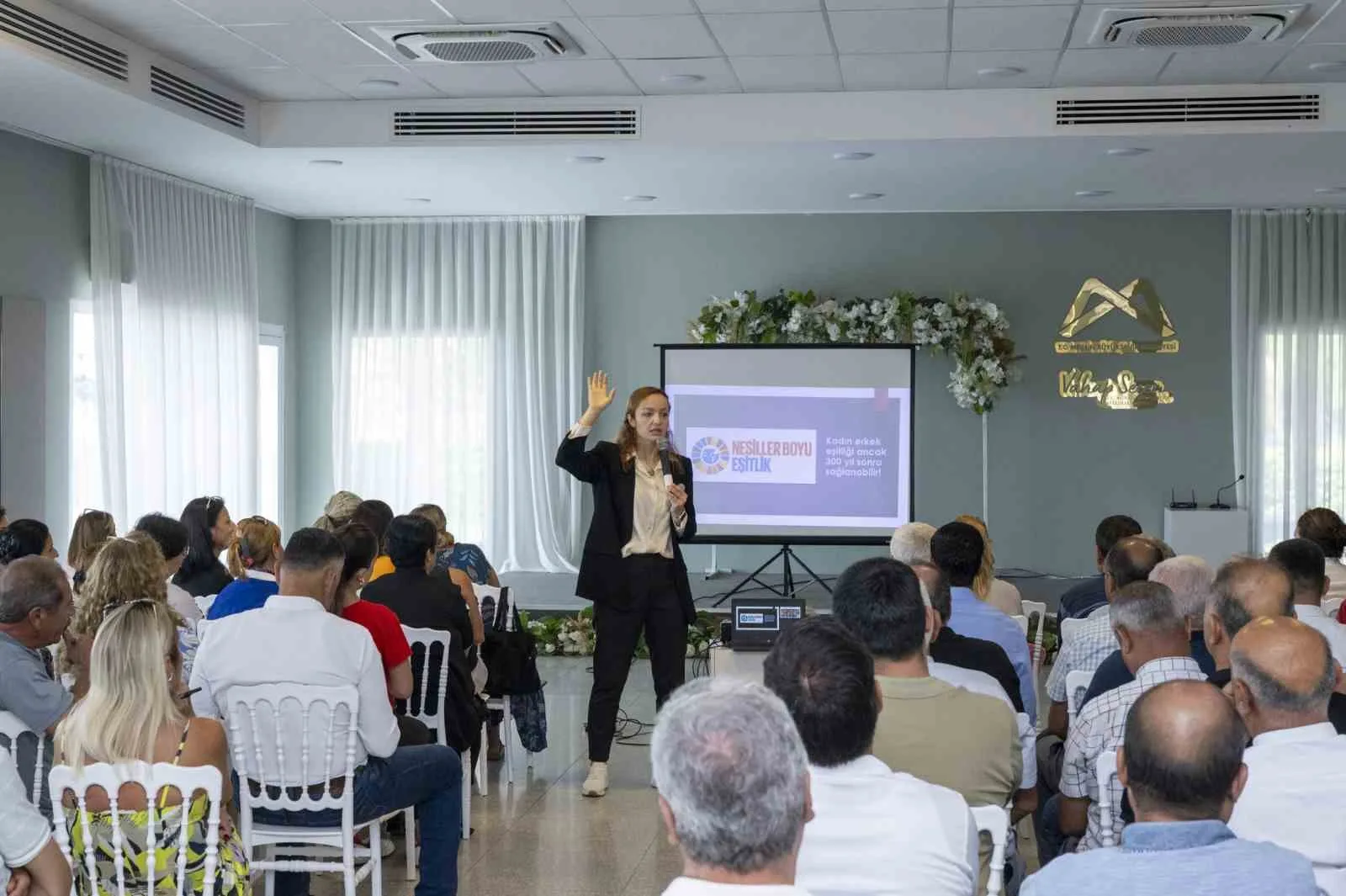 Muhtarlara ’Kadın-Erkek Eşitliği’ semineri verildi