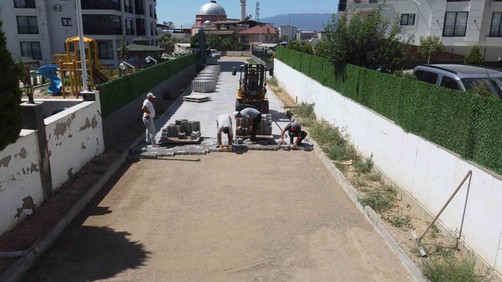 Nazilli Belediyesi ilçe genelinde yol çalışmalarına hız verdi