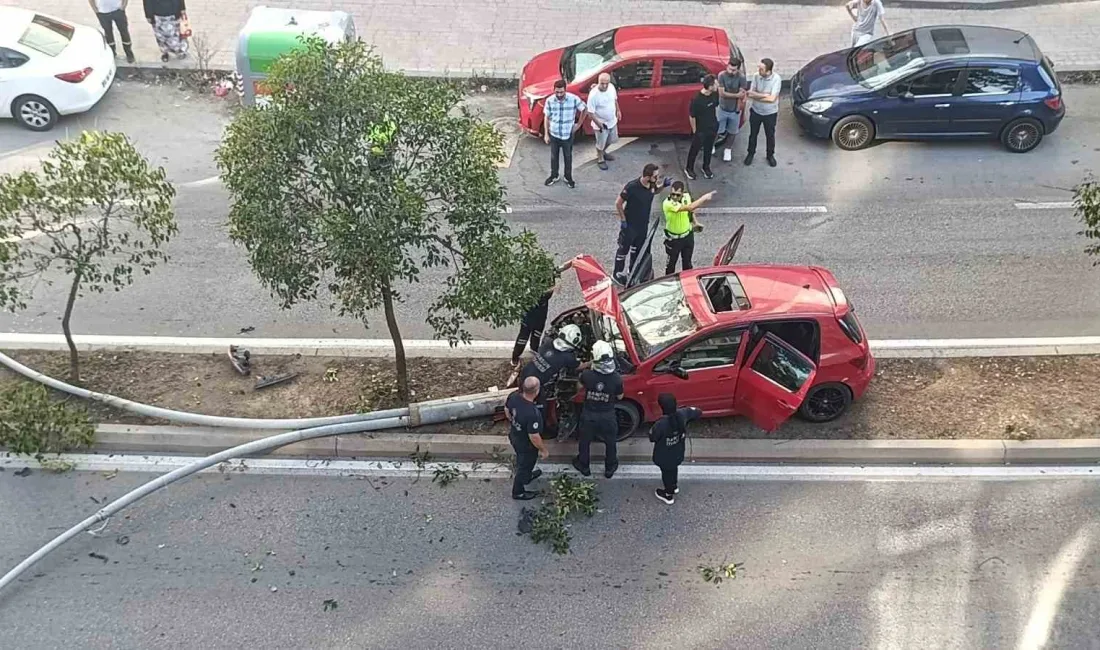 SAMSUN'DA YOLDAN ÇIKAN OTOMOBİLİN