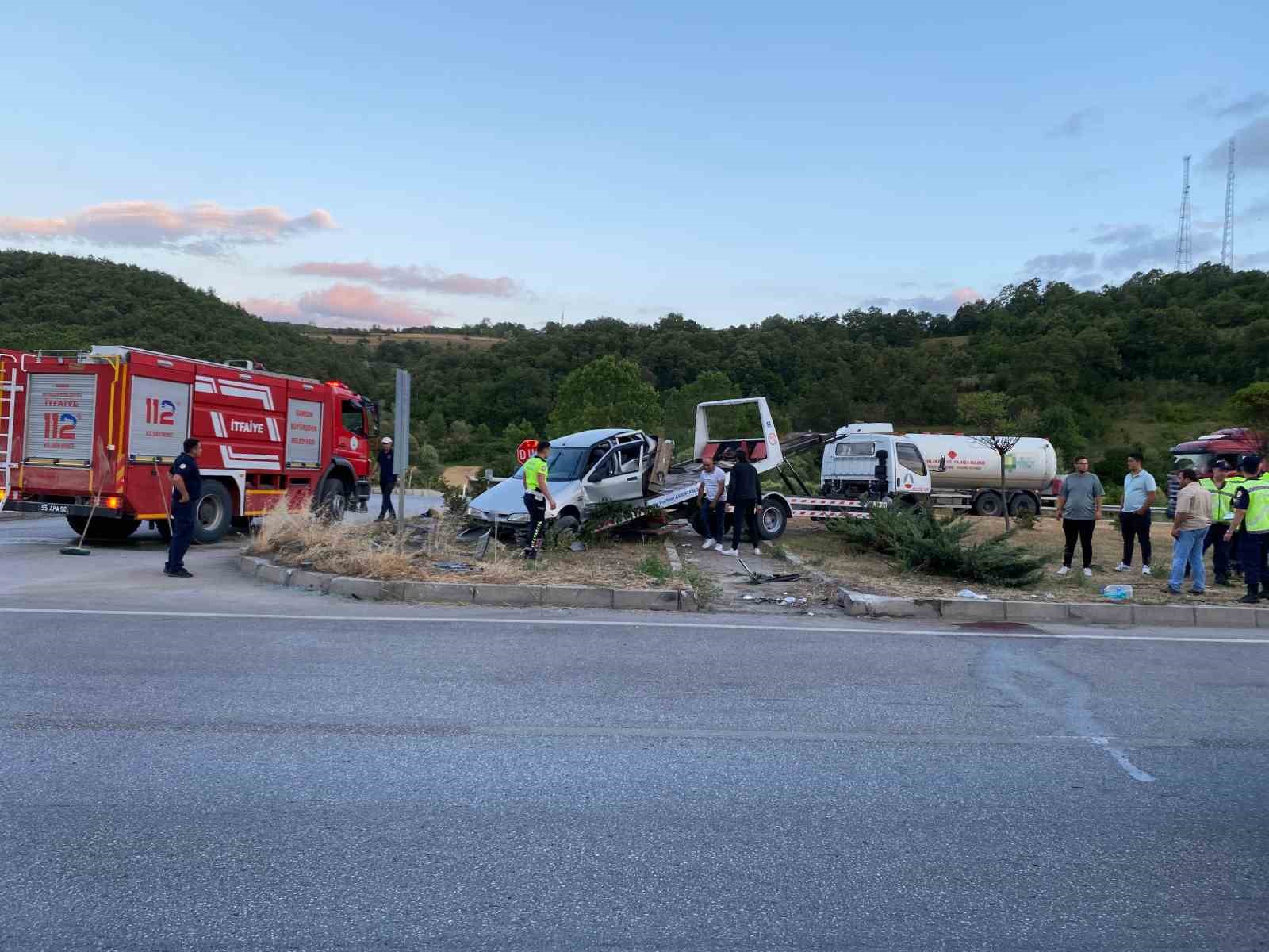 Samsun’daki kazada ağır yaralanan sürücü hayatını kaybetti