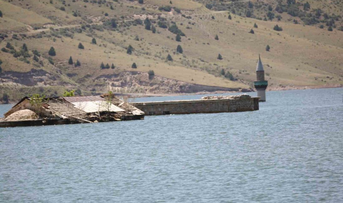 SARIKAMIŞ’TA BARAJ SUYU ÇEKİLDİ.