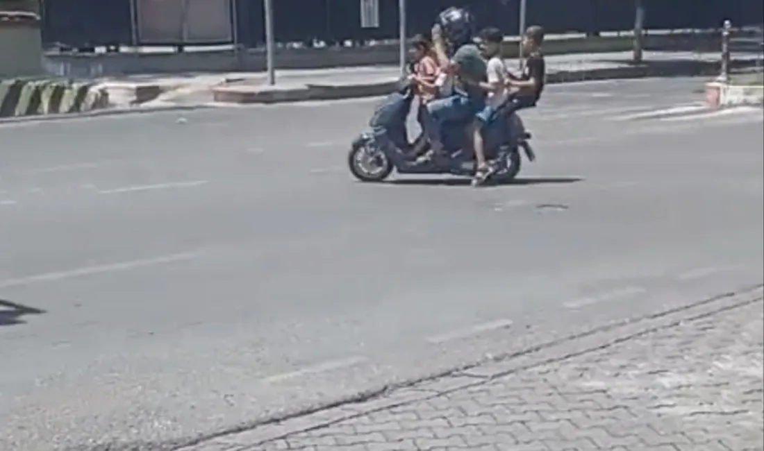 SİİRT'TE BİR MOTOSİKLETE BİNEN