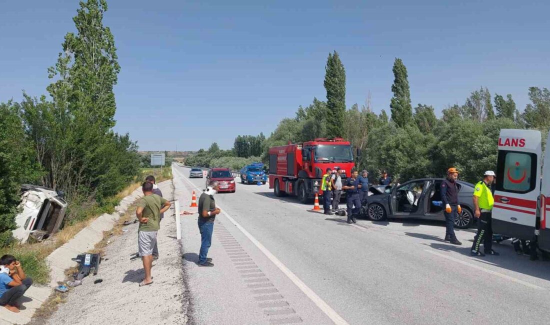 SİVAS’IN YILDIZELİ İLÇESİNDE PİKAP