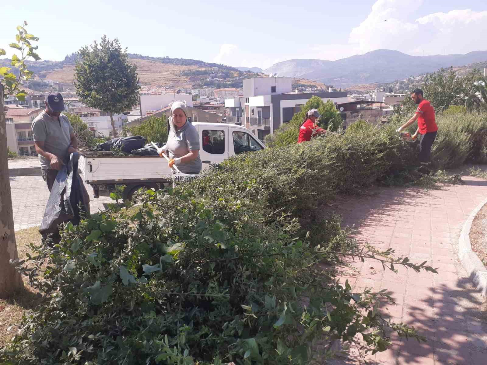 Söke Belediyesi’nden Park ve Bahçelerde yoğun çalışma