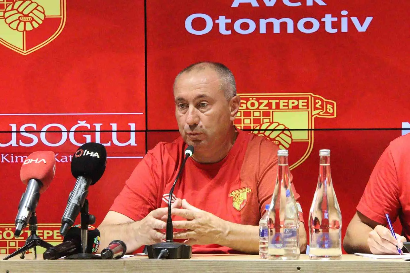 Stanimir Stoilov: “Göztepe, Avrupa için mücadele edecek”