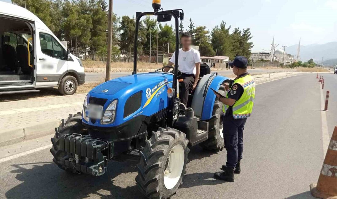 TRAKTÖR SÜRÜCÜLERİNE JANDARMADAN ÖZEL