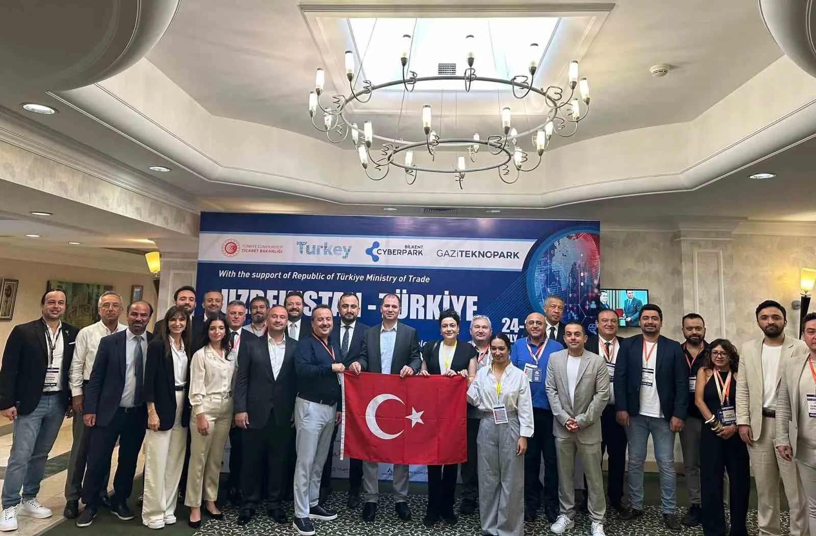 ÖZBEKİSTAN’IN BAŞKENTİ TAŞKENT'TE, GAZİ TEKNOPARK VE BİLKENT CYBERPARK İŞ BİRLİĞİ