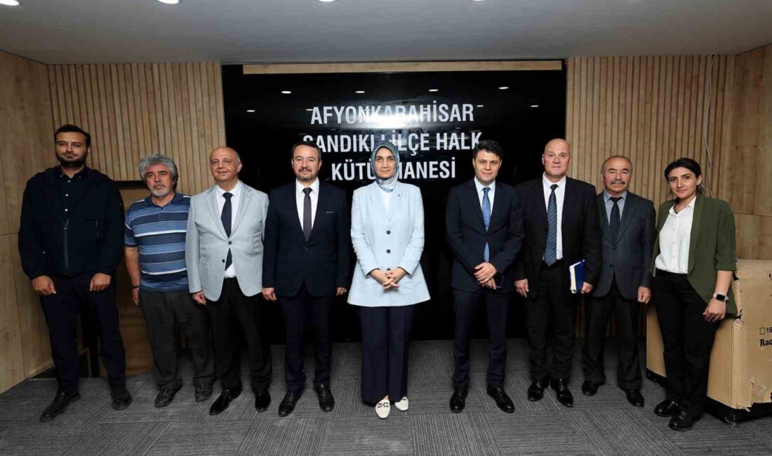 VALİ YİĞİTBAŞI, SANDIKLI’DA VATANDAŞLARI