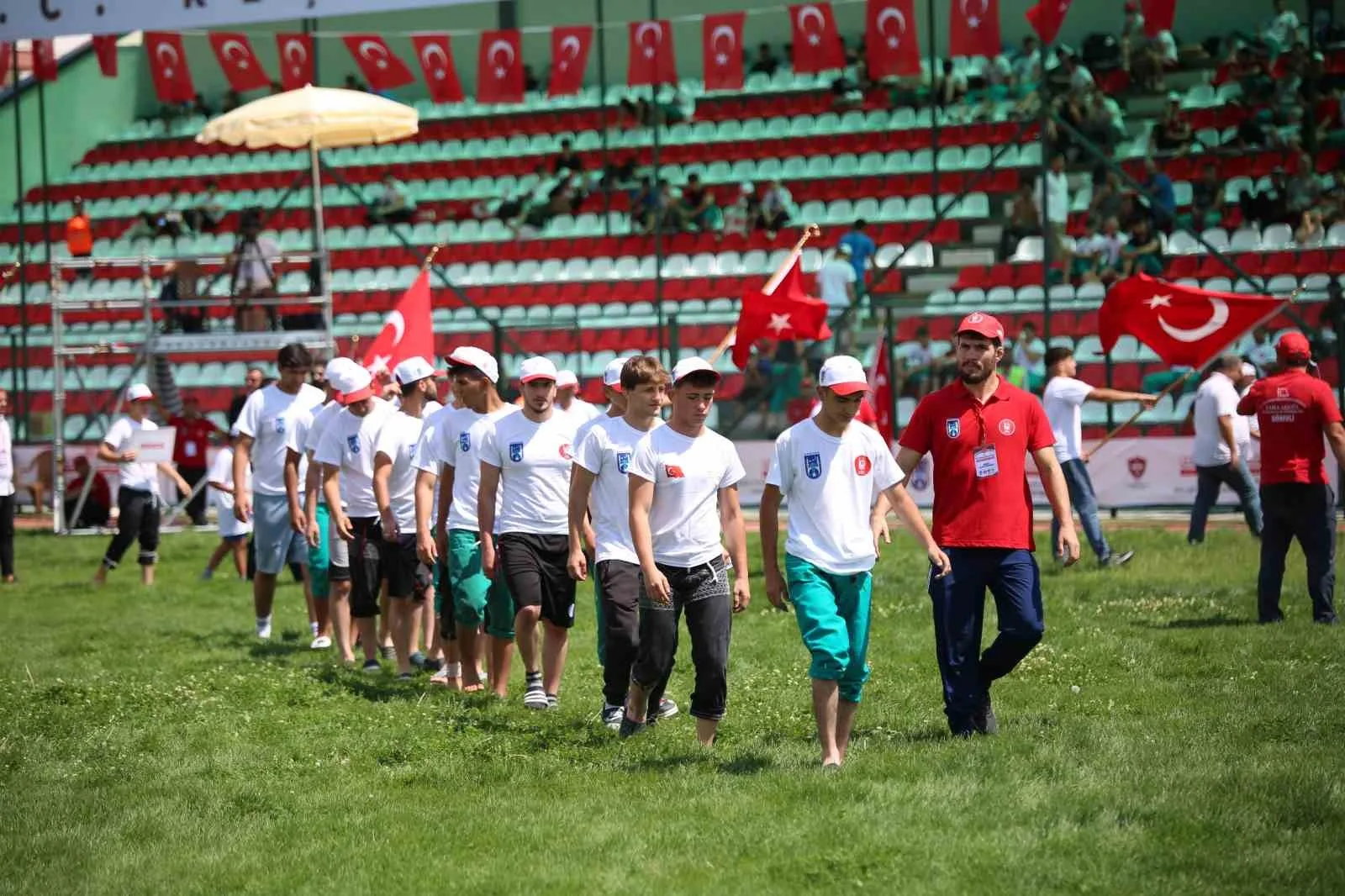 KEÇİÖREN BELEDİYESİ TARAFINDAN BAĞLUM STADYUMU’NDA 1.GELENEKSEL TAHA AKGÜL KARAKUCAK GÜREŞLERİ