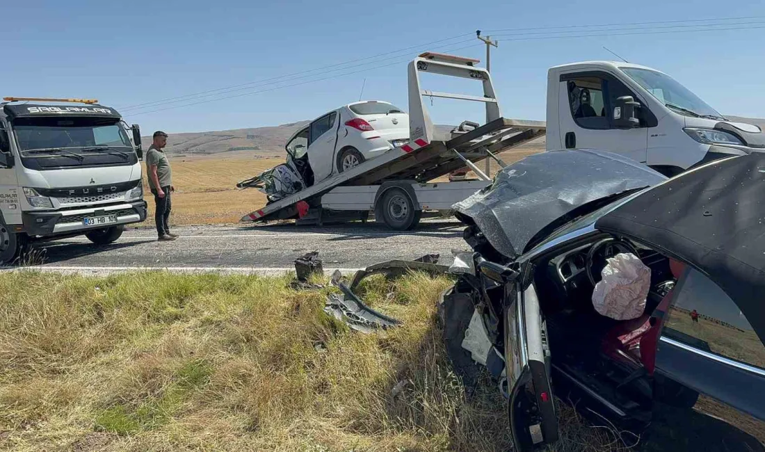 AFYONKARAHİSAR’DA 3 ARACIN KARIŞTIĞI TRAFİK KAZASINDA 1 KİŞİ ÖLDÜ, 4