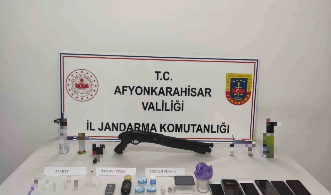 AFYONKARAHİSAR’DA UYUŞTURUCU TACİRLERİNE GEÇİT