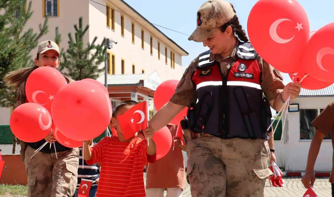 AĞRI’DA JANDARMA PERSONELİNCE ÇOCUK