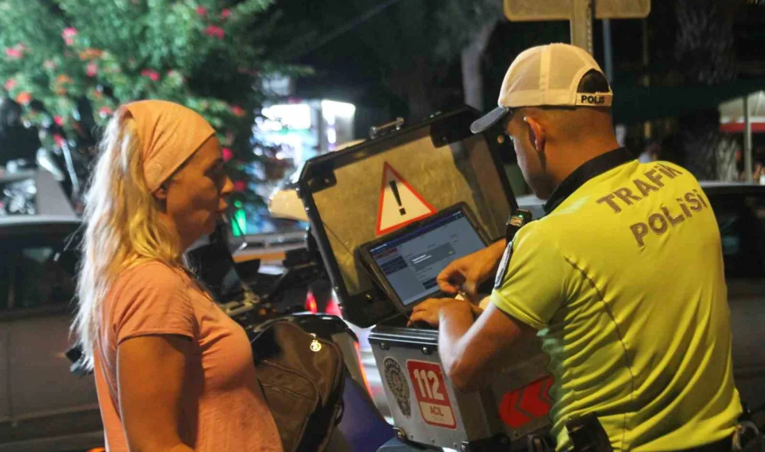 ANTALYA’DA KASKSIZ MOTOSİKLET SÜRÜCÜLERİNE