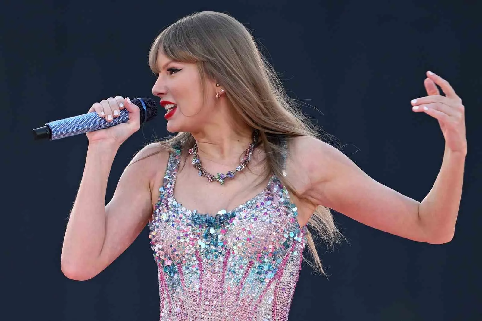 Avusturya’da dün yakalanan DEAŞ’lı Taylor Swift konserine intihar saldırısı düzenlemeyi planlamış