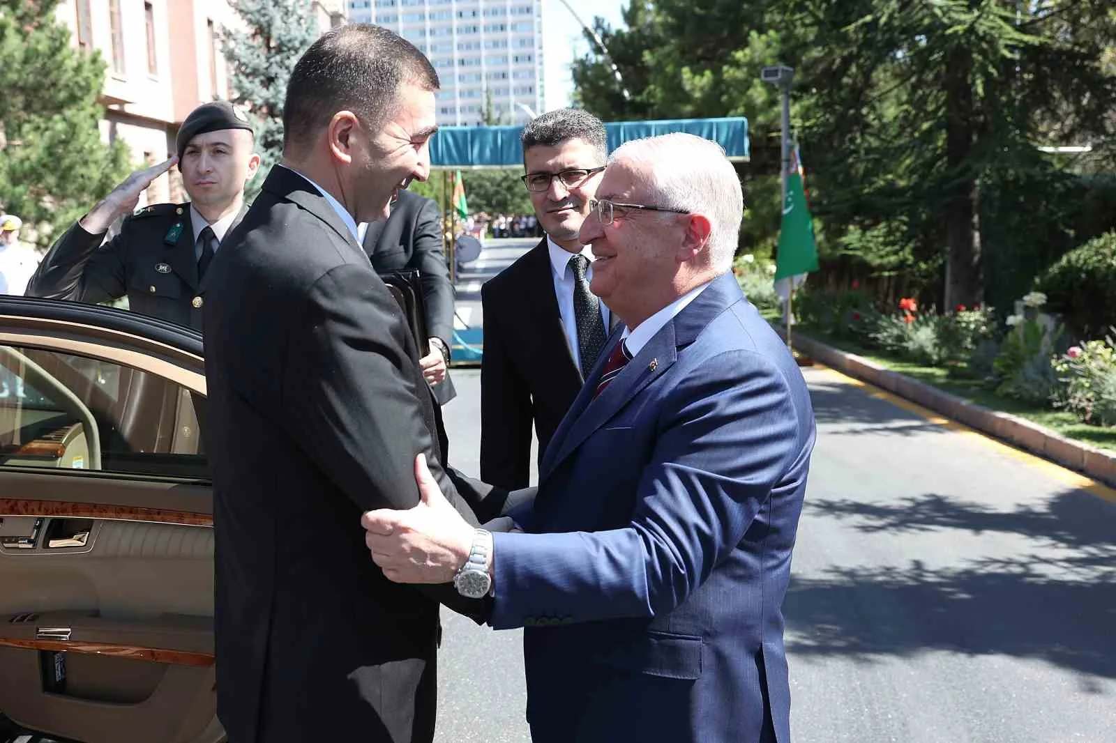 MİLLİ SAVUNMA BAKANI YAŞAR GÜLER, TÜRKMENİSTAN SAVUNMA BAKANI KORGENERAL BEGENÇ