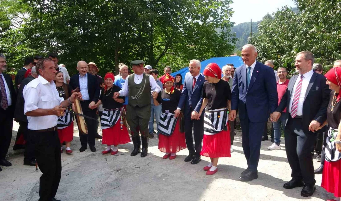 ULAŞTIRMA VE ALTYAPI BAKANI