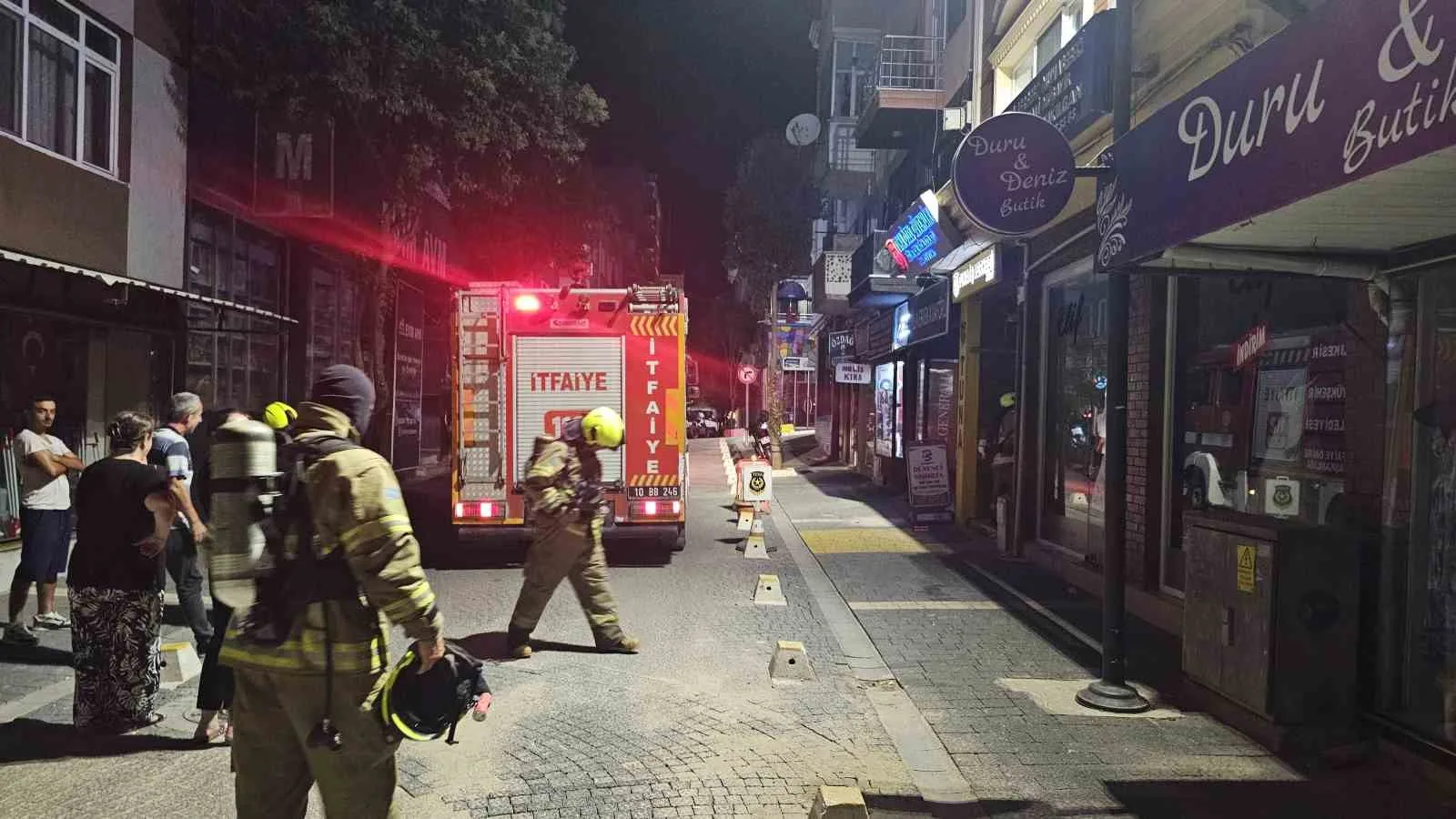 Bandırma’da ocakta unutulan yemek yangına sebep oldu