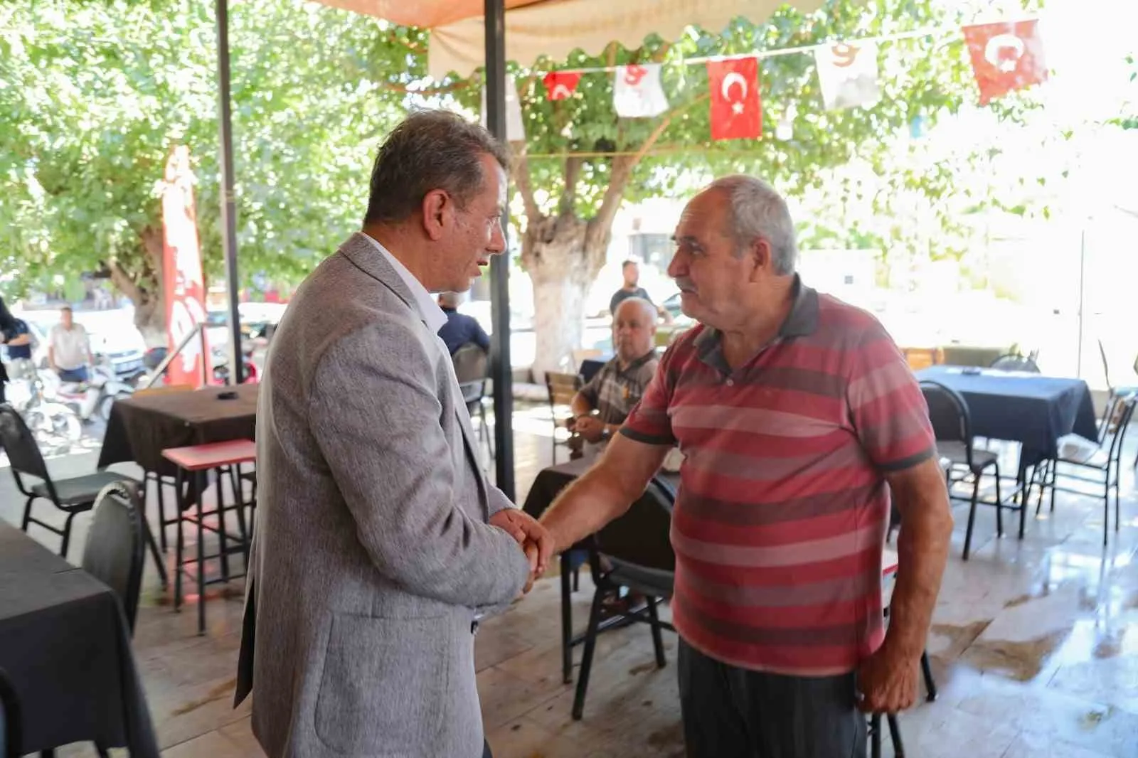 Başkan Yetişkin Işıklı ve Kardeşköy Mahallelerinde vatandaşlarla buşuştu