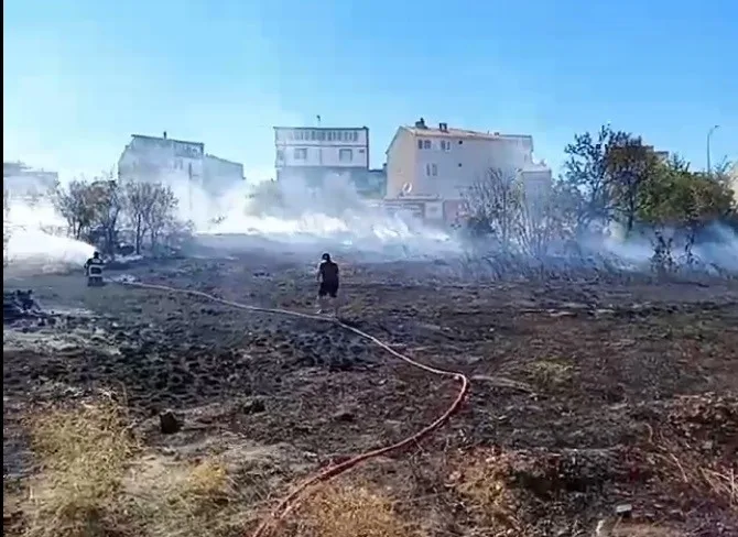 Bilecik’te 2 ayrı yerde çıkan otluk yangını söndürüldü