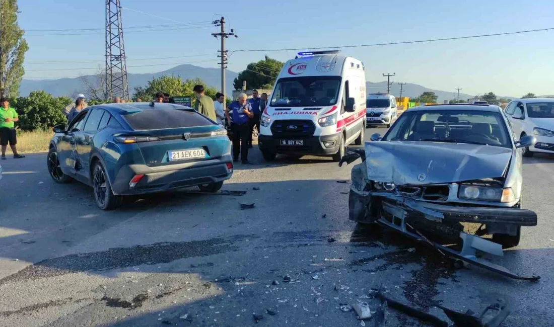 ORHANGAZİ-İZNİK YOLU ÜZERİNDE KAVŞAKTAN