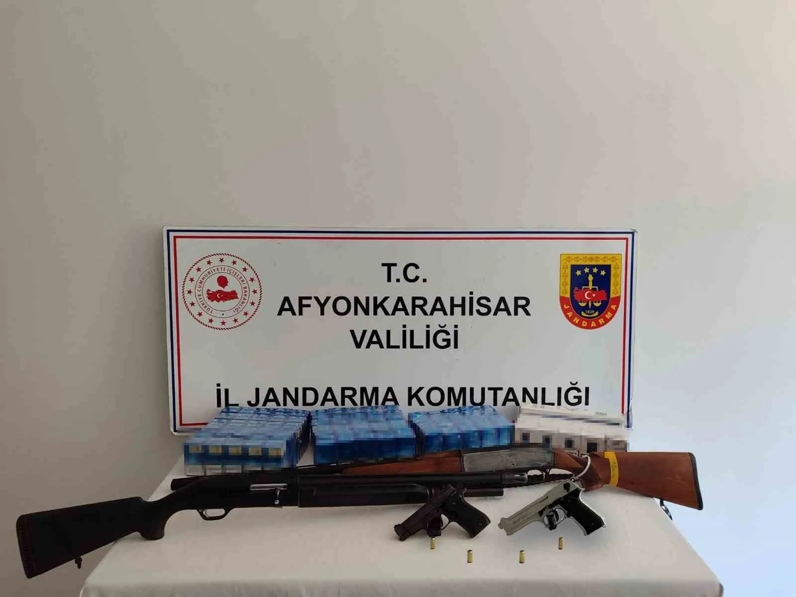 Düğünde havaya açan 4 şahıs jandarma tarafından yakalandı