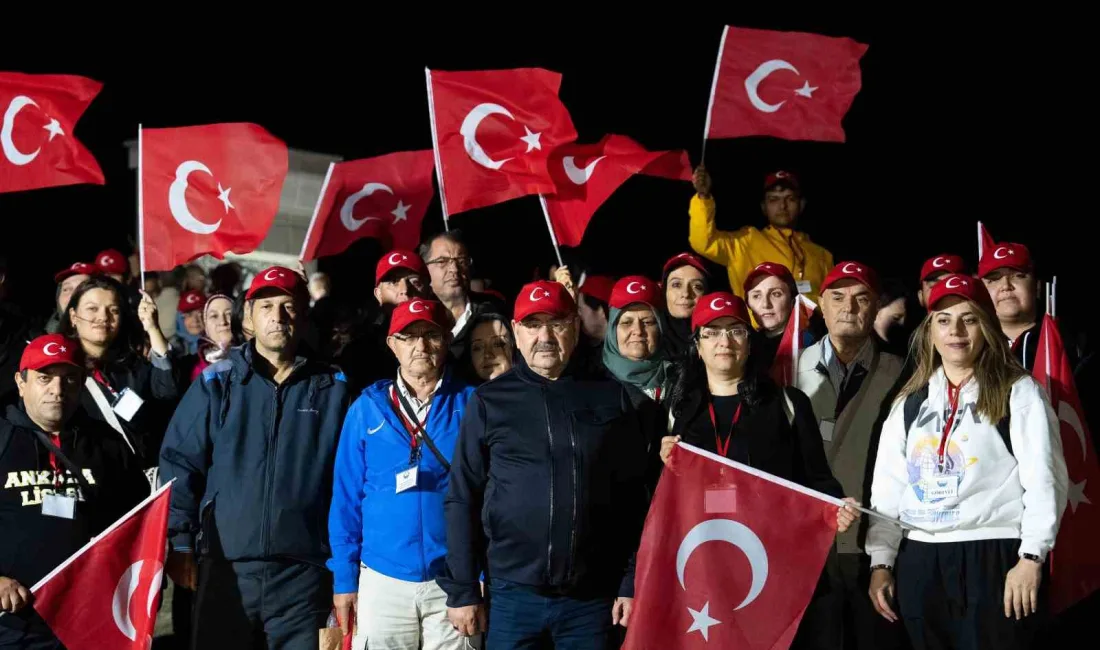 BÜYÜK TAARRUZ ZAFERİ'NİN 102. YIL DÖNÜMÜNDE AFYONKARAHİSAR’DA DÜZENLENEN ZAFER YÜRÜŞÜNE