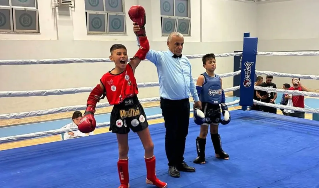 İLKADIM BELEDİYESPOR MUAYTHAİ TAKIMI