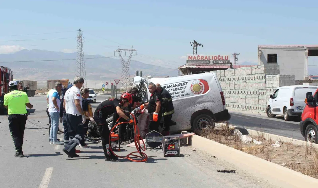 KAHRAMANMARAŞ’TA YÜK TAŞIYAN KAMYON