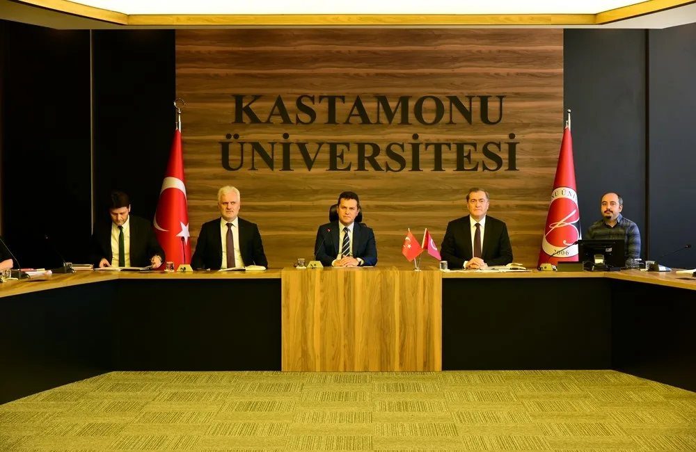 KASTAMONU ÜNİVERSİTESİ SENATO TOPLANTISINDA