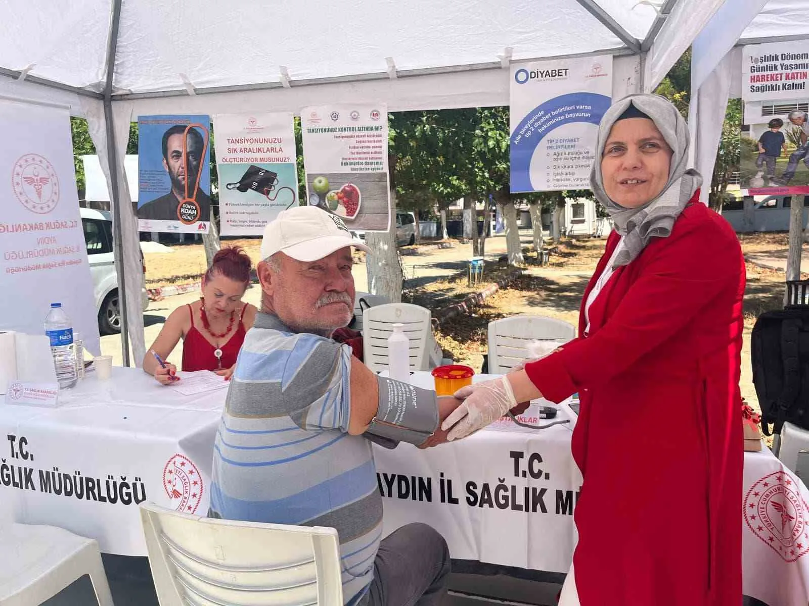 Kirazlı halkı, ilk yardım ve sağlık konularında bilgilendirildi.