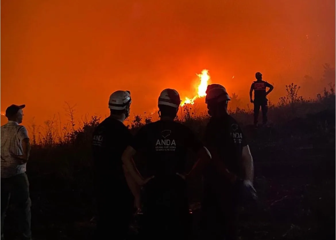 Kırka yangınına ANDA ekibi de destek verdi