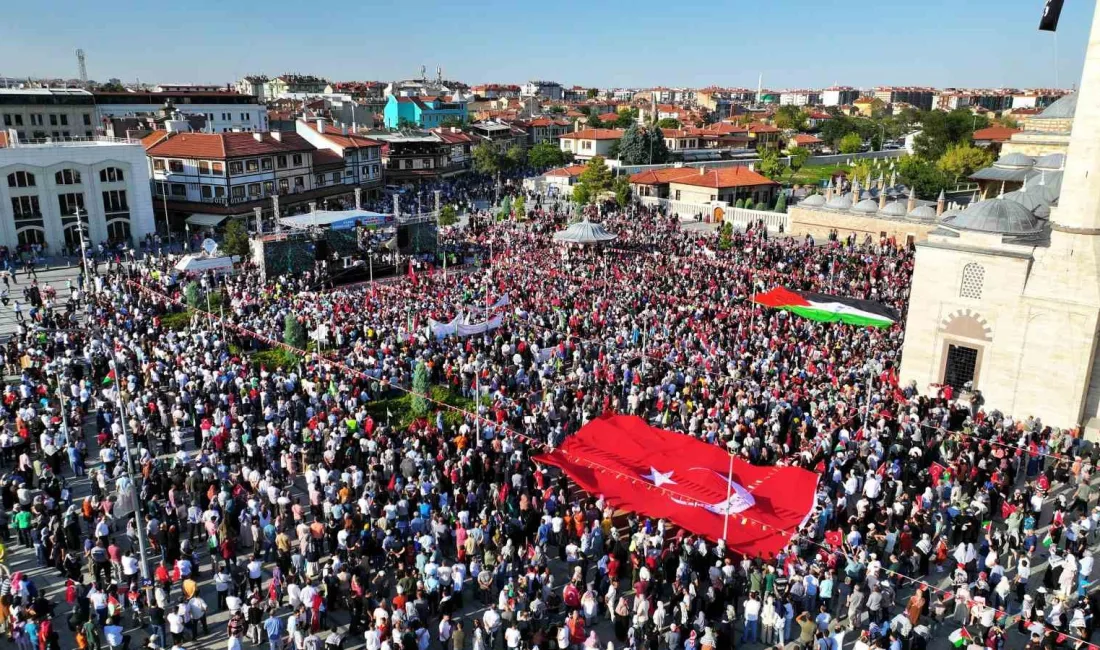 KONYA'DA YOĞUN KATILIMLA GAZZE