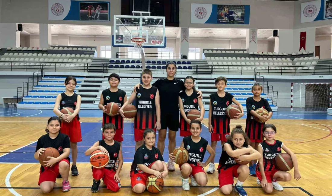 MİLLİ BASKETBOLCU MANOLYA KURTULMUŞ,