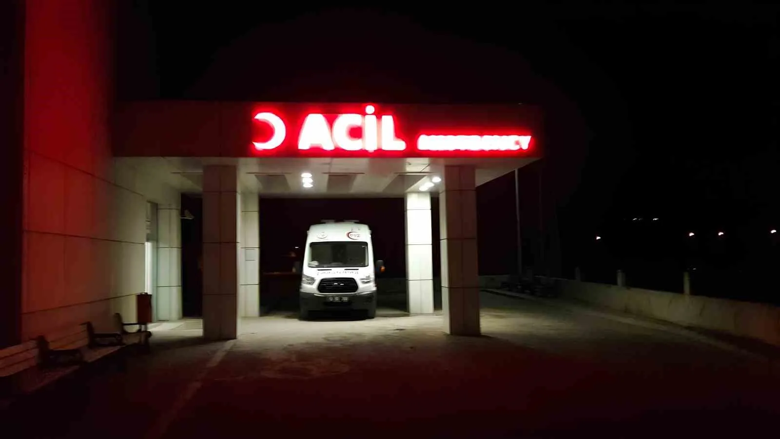 Motosiklet ile cip çarpıştı: 1 yaralı