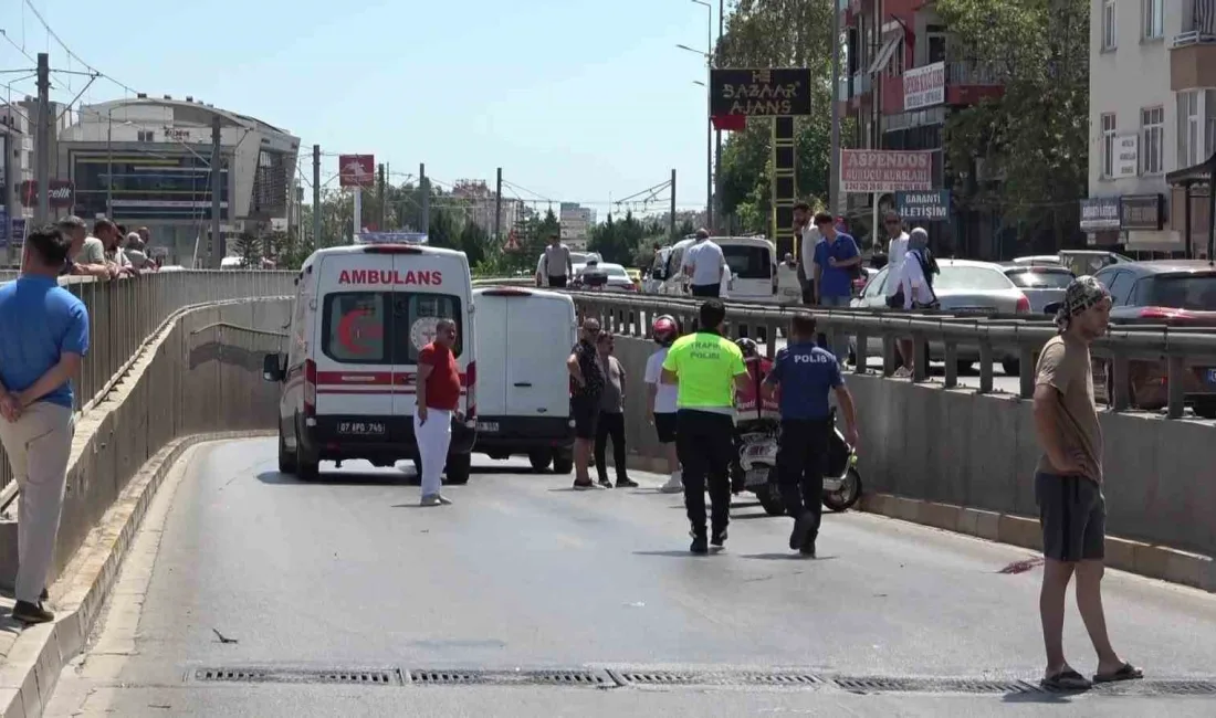 ANTALYA'DA ALT GEÇİT GİRİŞİNDE